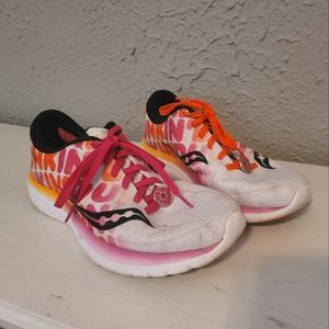 Saucony x Dunkin Donuts Kinvara 10 women's size 9